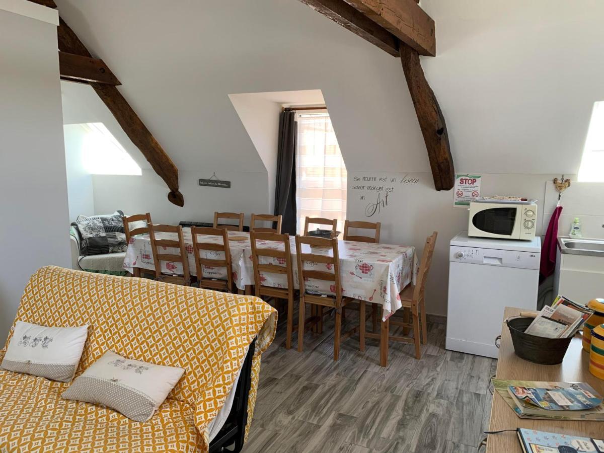 Appartement chez marîo à Saint-Pierre-Église Extérieur photo