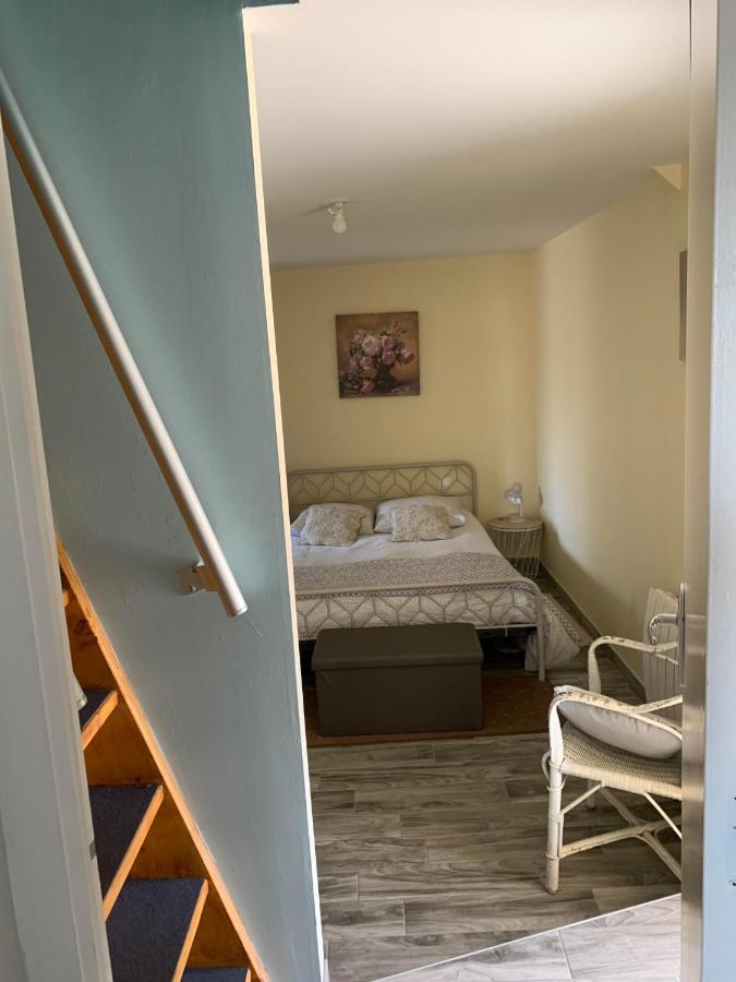 Appartement chez marîo à Saint-Pierre-Église Extérieur photo