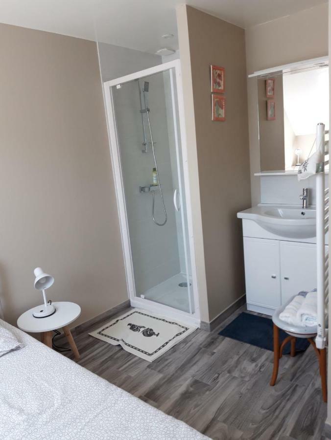 Appartement chez marîo à Saint-Pierre-Église Extérieur photo